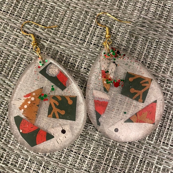 XMAS Handmade Festive Large Holiday Earrings White Circle - Picture 8 of 10